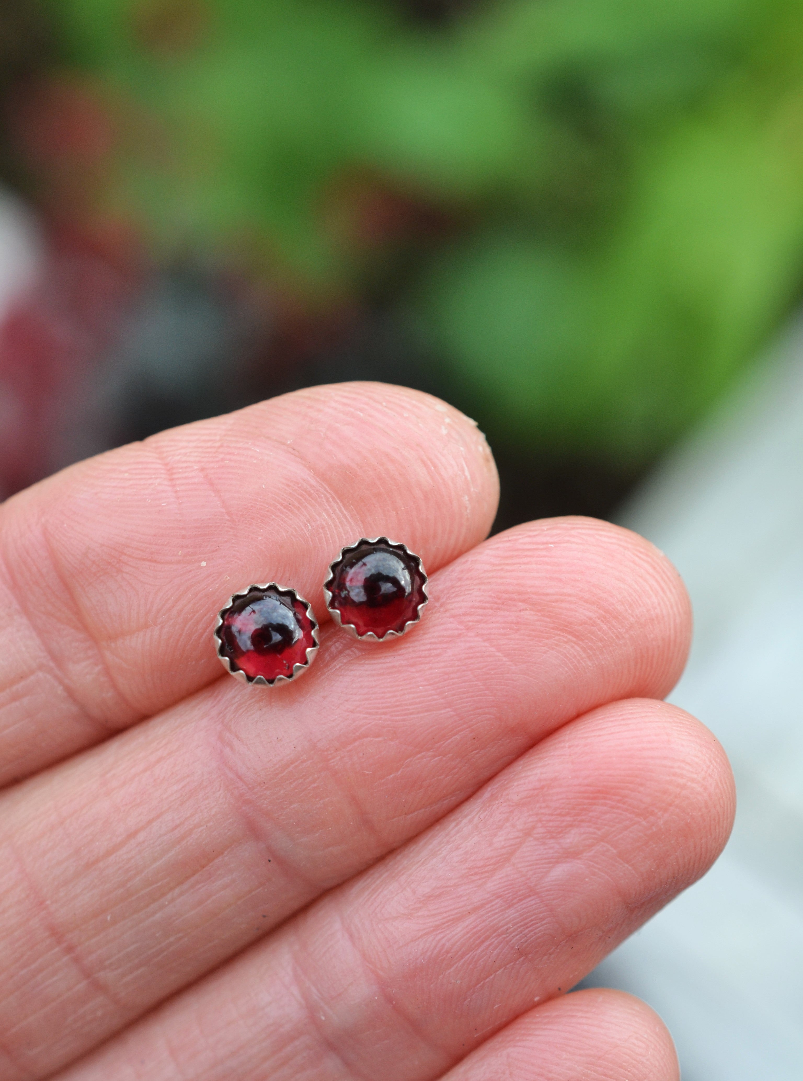 One Pair of Garnet Stud Earrings - 6mm Round - Sterling Silver