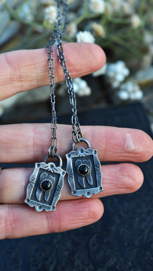 Sweet Tooth Molar Pendant - Black Onyx