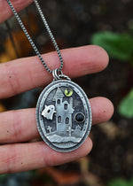 Haunted House Necklace - Ghostie - Peridot - 20" Chain