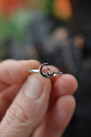 Midnight Moon Cat Ring - Sterling Silver - Sizes: Only 1 ring in size 8 is left!