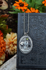 Haunted House Necklace - Ghostie - Peridot - 20" Chain