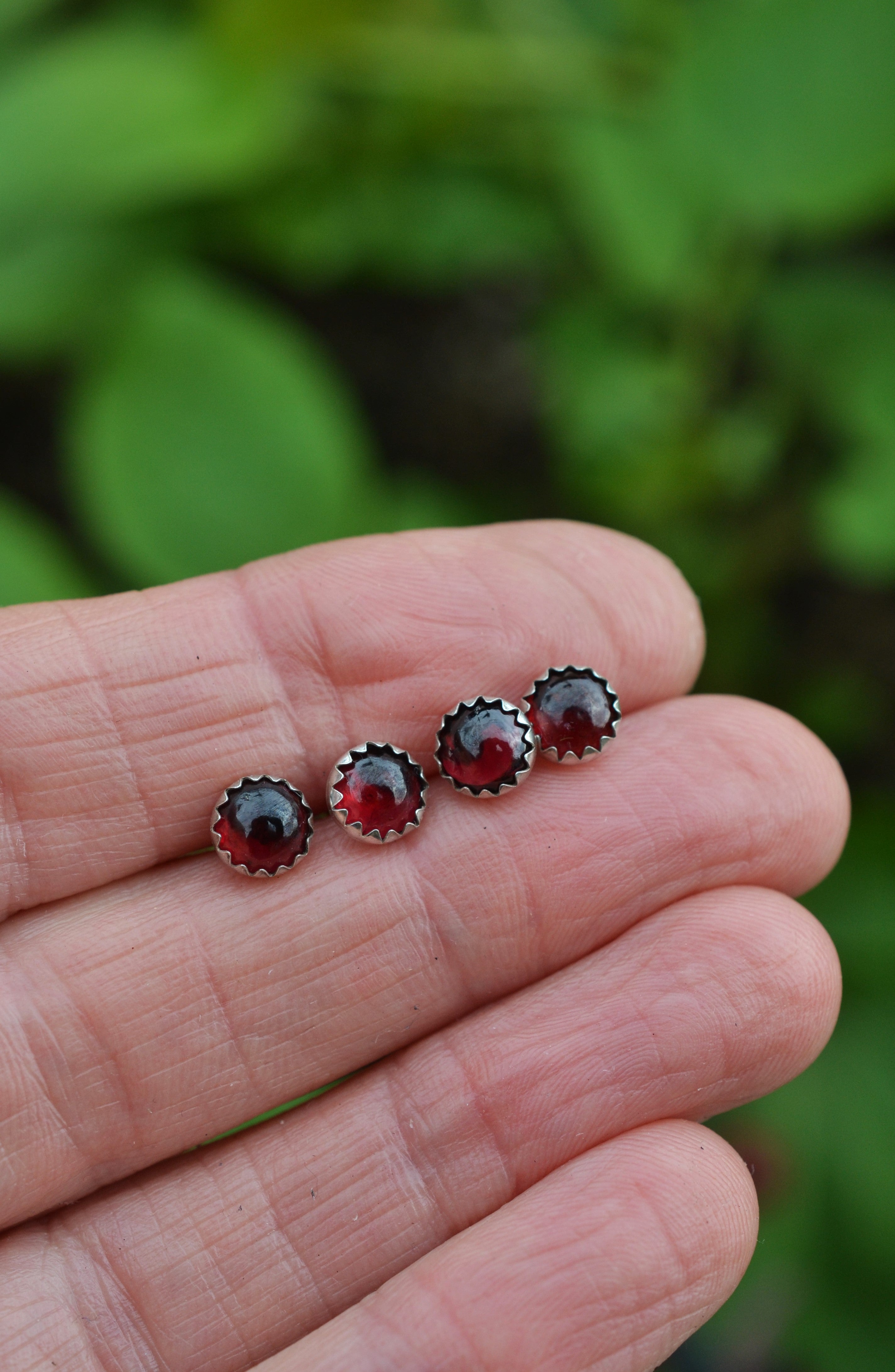 One Pair of Garnet Stud Earrings - 6mm Round - Sterling Silver
