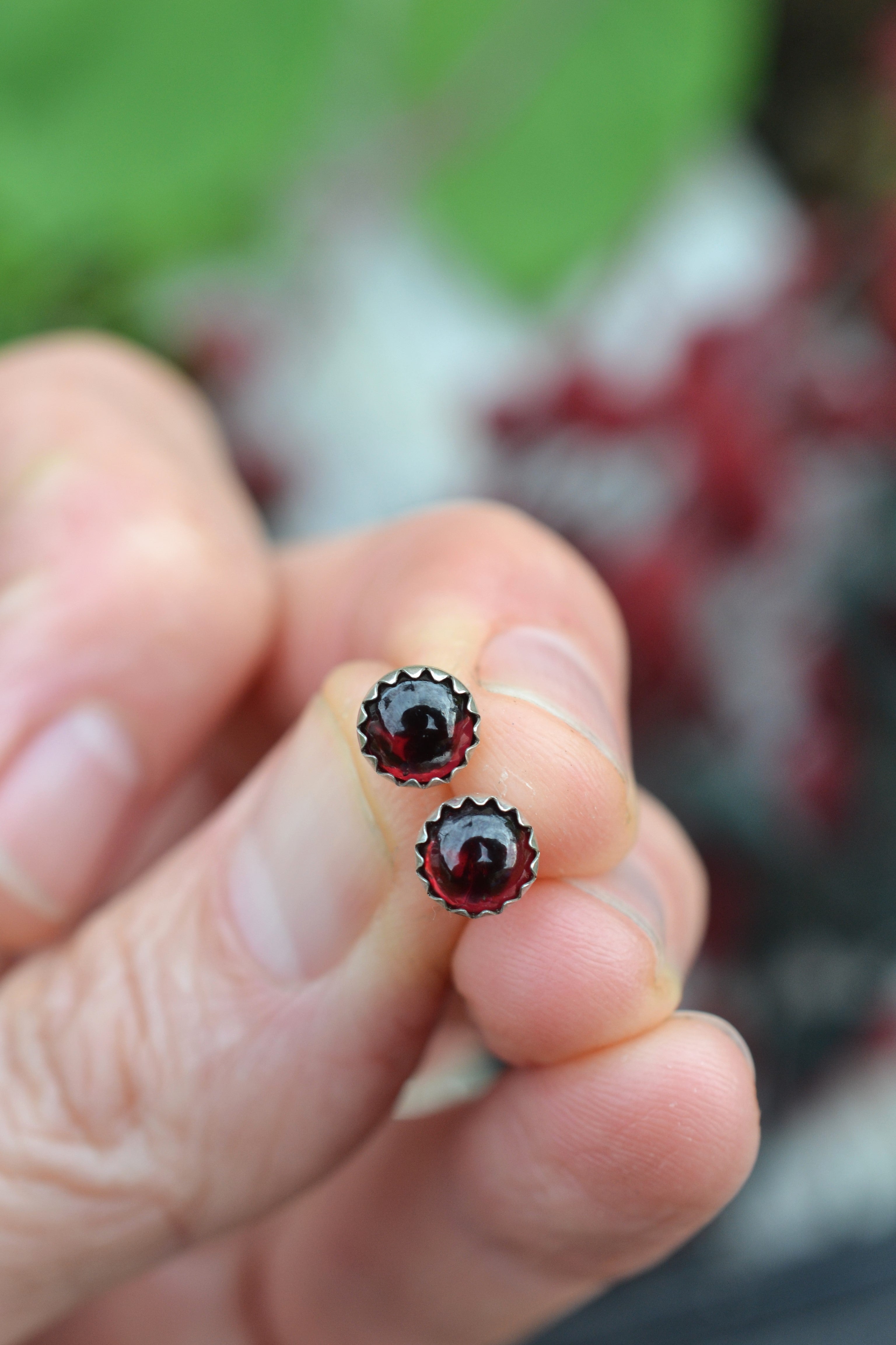 One Pair of Garnet Stud Earrings - 6mm Round - Sterling Silver