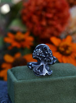 Halloween Skull and Bones Ring - Spider and Web - Black Onyx - Size 9.5