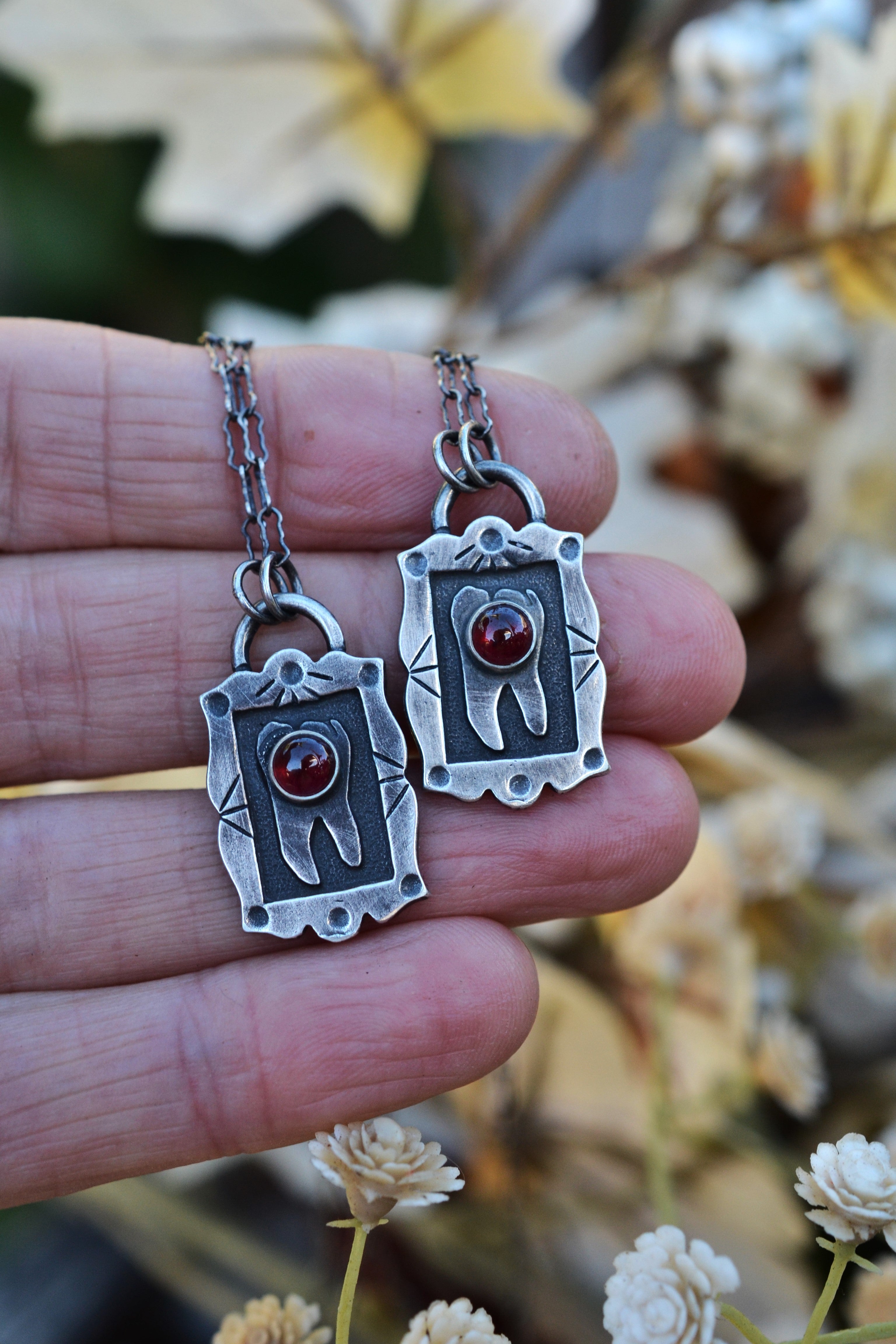 Sweet Tooth Molar Cameo - Garnet