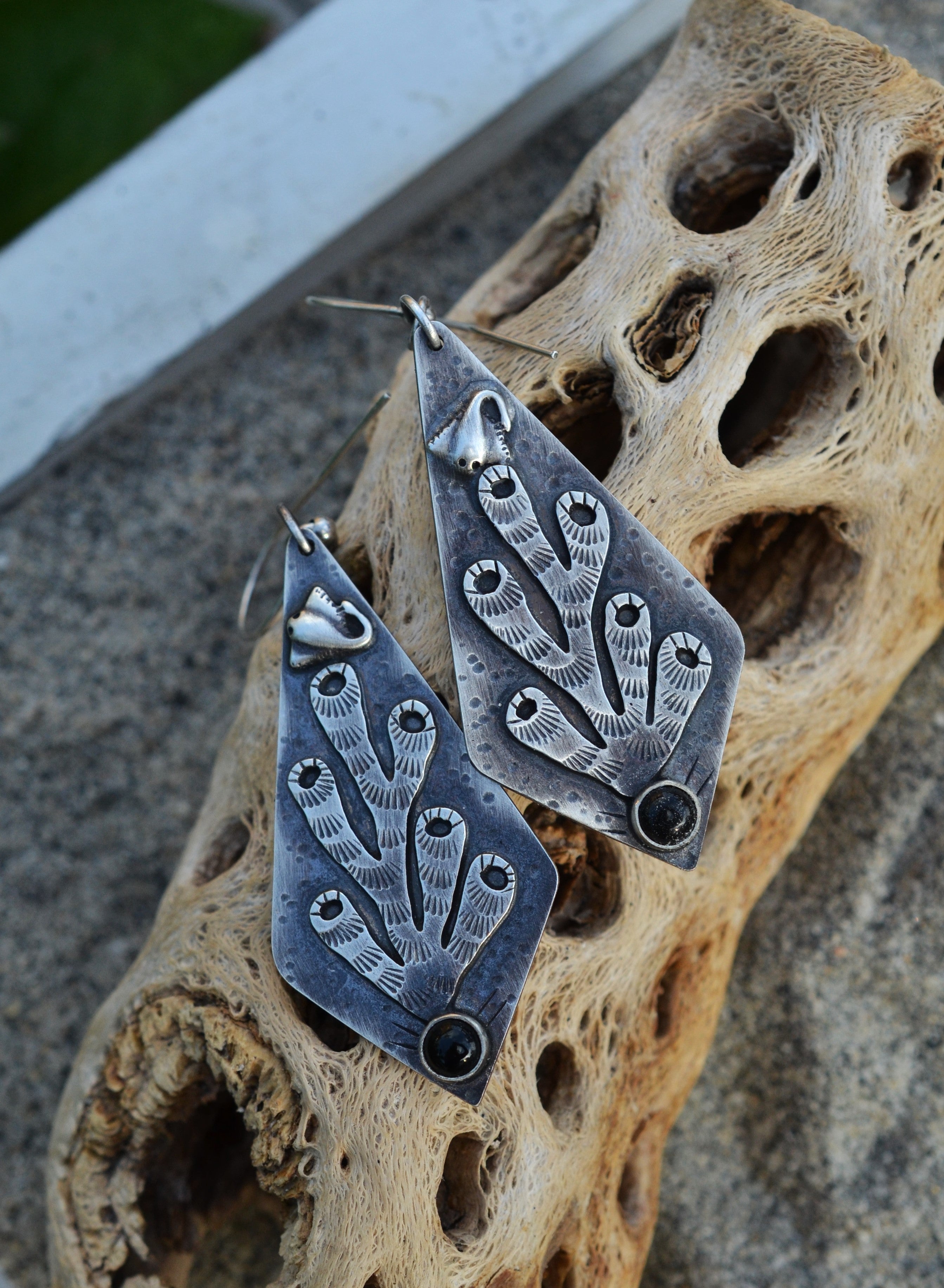 Sting Ray Sea Coral Dangle Earrings - Black Onyx