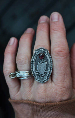 Anatomical Heart Cameo Ring - Garnet - Size 10