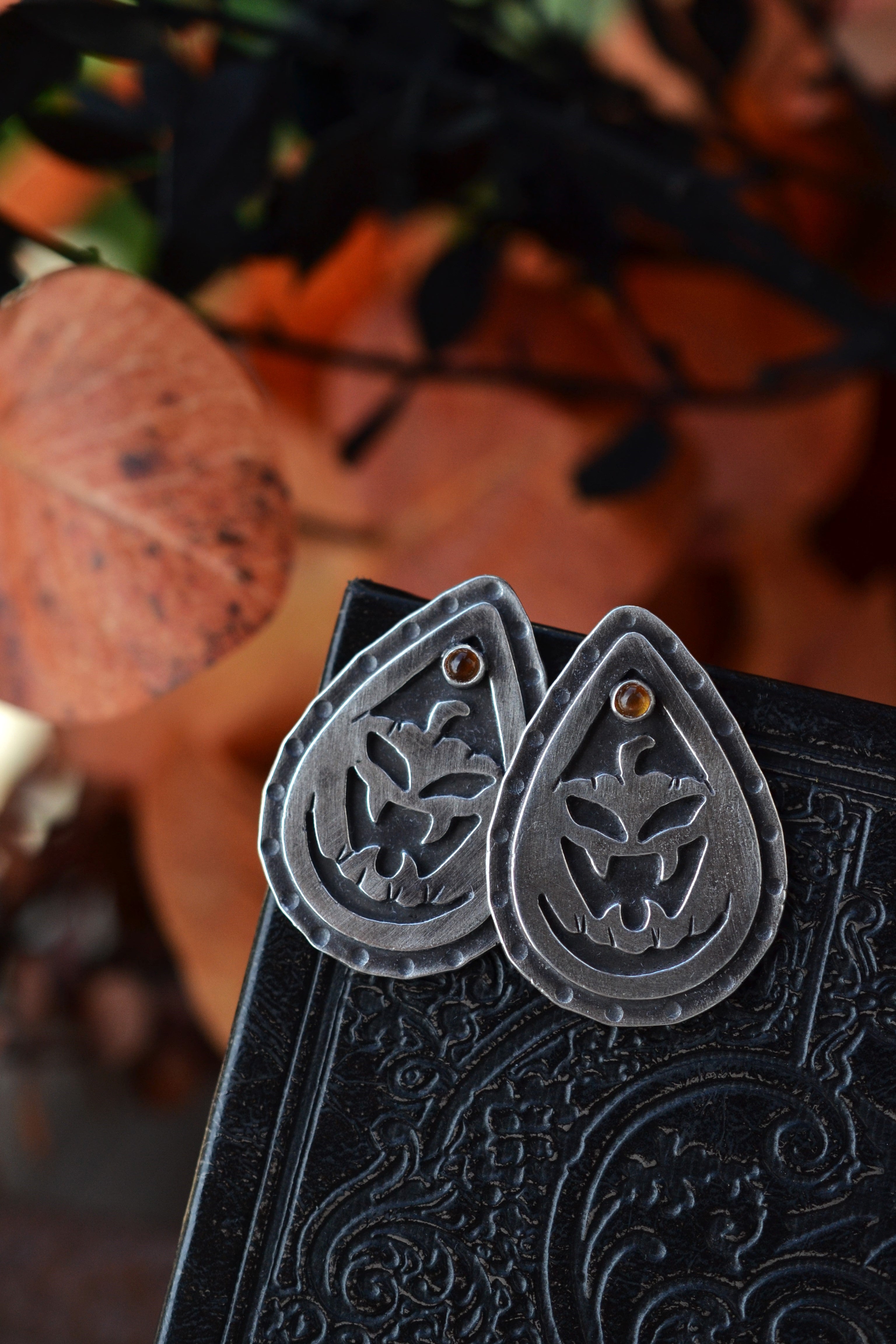 Jolly Jack-O-Lantern Post Style Earrings - Citrine