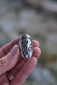 Jellyfish Saddle Ring - Will fit like a Size 7.5 - Rainbow Moonstone