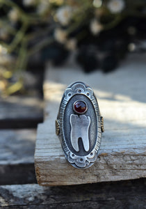 Cameo Molar Ring - Garnet - Will Fit Like a Size 8.25