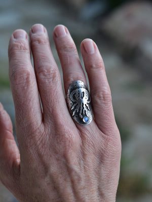 Jellyfish Saddle Ring - Will fit like a Size 7.5 - Rainbow Moonstone